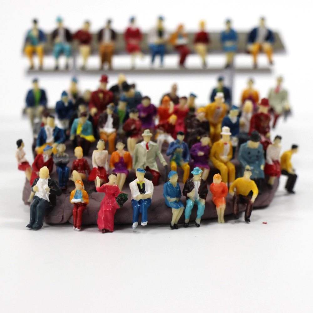 ho scale seated figures